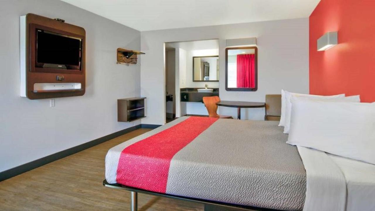 Motel 6 Victorville Eksteriør bilde