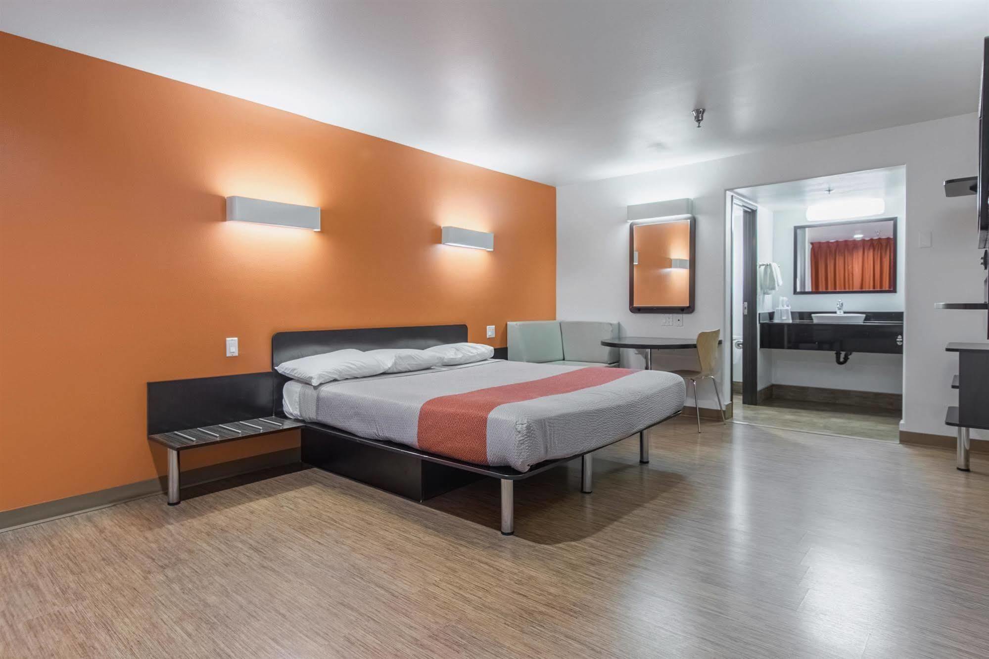 Motel 6 Victorville Eksteriør bilde