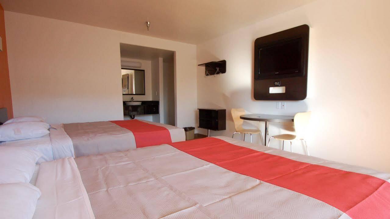 Motel 6 Victorville Eksteriør bilde